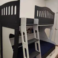 تخت خواب دو طبقه نوجوان