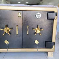 گاو‌صندوق دو لنگه ، رمز موتور کره ای