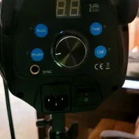 کیت فلاش ۴۰۰ ژول مندا فلاش پرتابل|دوربین عکاسی و فیلم‌برداری|ری, سرتخت|دیوار