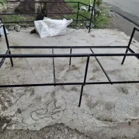۳عدد تخت تازه ساخت برای کافه حیاط منزل