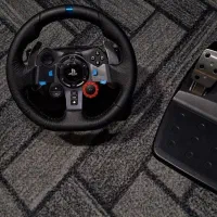 فرمان g29 Logitech همراه با دنده