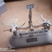 ترازو عتیقه گرمی مثقال کش|کلکسیون اشیاء عتیقه|یزد, |دیوار