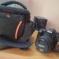 دوربین کنون ۹۰ d