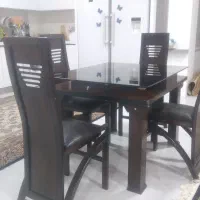 میز غذا خوری چهار نفره