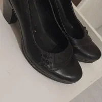 صندل ۲۸ و کفش ۳۸ و صندل کفشی ۳۶|کیف، کفش، کمربند|رشت, ساغری سازان|دیوار