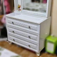 دراور سه کشو همراه آینه