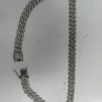 گردنبد نگین دار