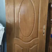 درب اتاق با قفل تمیز