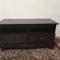 میز تلویزیون برای تلویزیون ۳۲ اینچ خوبه