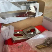 دستگیره نو با جعبه