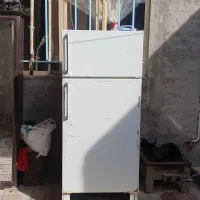 یخچال قدیمی سنگین وزن ارج