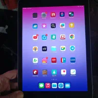 آی پد wifi و سیم کارت خور فقط نت و پیام