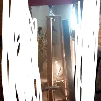 اباژور زرشکی کنار سالنی سه پایه