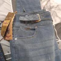 شلوارلی|لباس|شیراز, مسلم|دیوار