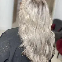 خدمات رنگ و لایت