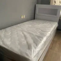 تخت یک نفره به همراه خوشخواب