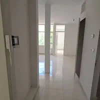 ۸۰ متر دو خواب کامرانیه جنوبی