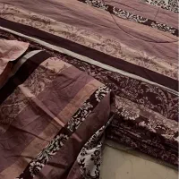 چند تا سرویس روتختی ولباس واسباب بازی