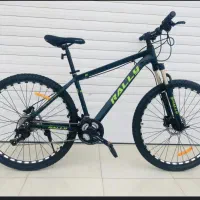 دوچرخه رالی تمیز.