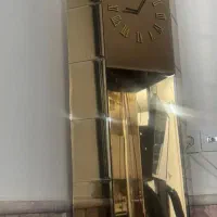 ساعت ایستاده آینه ای