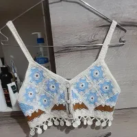 تعدادی لباس نو|لباس|تربت جام, شهید نصرالهی|دیوار