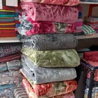 پتو وزن بالای ۵ کیلو گرم|رختخواب، بالش، پتو|ری, دیلمان|دیوار