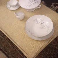 یک سرویس چینی ۶ نفره مربوط به ۶۰ سال پیش|ظروف سرو و پذیرایی|تهران, عباس‌آباد|دیوار