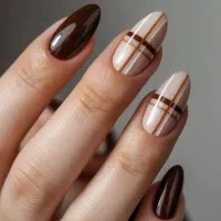 ۵ مدل ناخن|خدمات آرایشگری و زیبایی|رشت, گلسار|دیوار