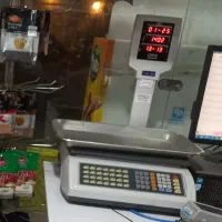 یخچال ۴درب ، ترازو توزین صدر ، کالباس بر پارس برش|فروشگاه و مغازه|رشت, نظری|دیوار