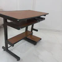 میزکامپیوتر بدون صندلی