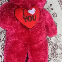 عروسک قرمز