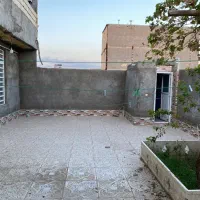 زمین-هشت-قصبی-بر-خیابان-ولیعصر