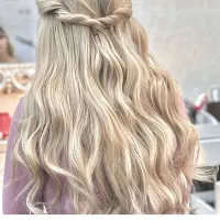 مدل موی طبیعی تا سرشانه برای لایت. امیره و...|خدمات آرایشگری و زیبایی|ری, حمزهآباد|دیوار