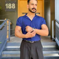 پیراهن مردانه|لباس|شیراز, بریجستون|دیوار