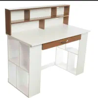 میز تحریر همراه با کتابخانه