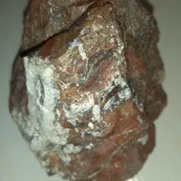 سنگ قهوه ای|جواهرات|هشتگرد, فاز ۲ مهستان|دیوار