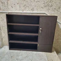 کمد جاکفشی یا کتابخانه
