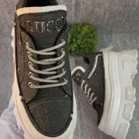 کتونی GUCCI سایزبندی ۳۷تا۴۰ در رنگبندی متنوع|کیف، کفش، کمربند|تهران, بهارستان|دیوار