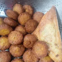 استخدام پرسنل خانوم در فست فود