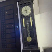 ساعت ایستاده تمیز و سالم