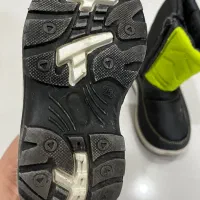 بوت بچه گانه اسپرت|کفش و لباس بچه|اندیشه, اندیشه فاز ۴|دیوار