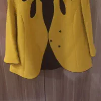 کت ودامن زنانه درحدنو فقط دوباراستفاده صده