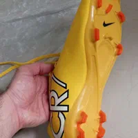 کفش کتانی استوک فوتبال اورجینال cr7|کیف، کفش، کمربند|تهران, جمال‌زاده|دیوار