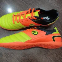 کفش چمنی|تجهیزات ورزشی|بندر کنگان, |دیوار