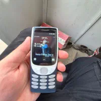 نوکیا 8210