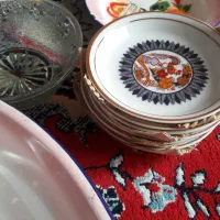 ظروف قدیمی و لعابی و نعلبکی|کلکسیون اشیاء عتیقه|فسا, |دیوار