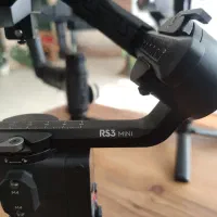 گیمبال دوربین dji rs3 mini|دوربین عکاسی و فیلم‌برداری|بجنورد, |دیوار