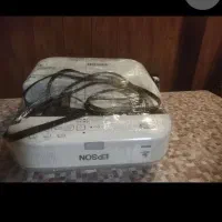 دستگاه ویدیو پرژکتور اپسون|تلویزیون و پروژکتور|تهران, تهرانپارس جنوبی|دیوار