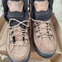 نیم بوت کوهنوردی مکوان|کیف، کفش، کمربند|اسلامشهر, صادقیه|دیوار