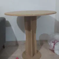 میز جنس نئوپان فشرده در حد نو